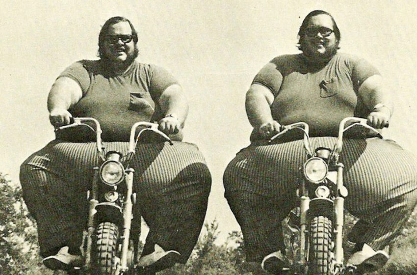  “The Story Of Billy And Benny”: The Fattest Twin Brothers, Whose Combined Weight Was 1500 lbs!