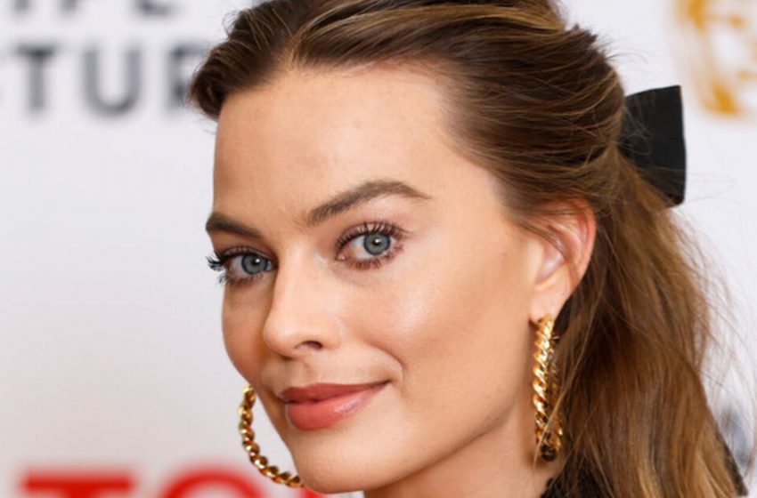  “Formal suit and neckline!” Margot Robbie in a black outfit took to the red carpet