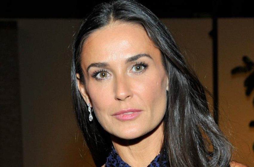  “Perfect!”: Demi Moore appeared at the fashion show in a tight dress with no underwear