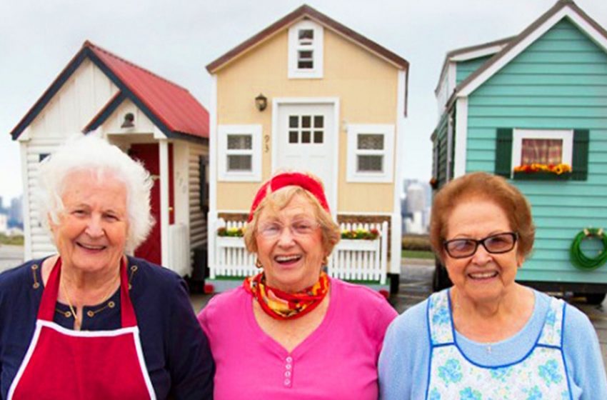  Bu sevimli emekliler, mutlu bir yaşam sürmek için kendileri için tüm uygun koşulları yarattılar