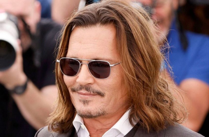  Ve işte geleceğin kalpleri kırıcısı. Johnny Depp’in şöhret öncesi görünümü herkesi şaşırtabilir