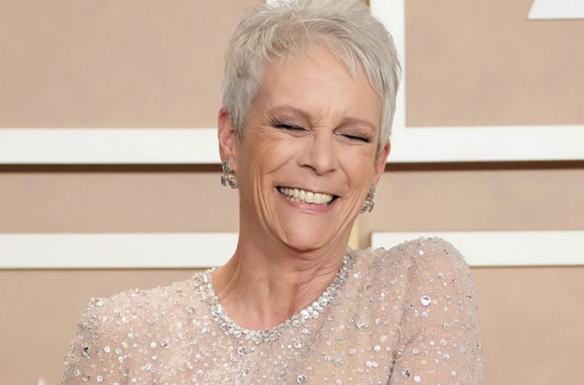  Gerçekten İlham Verici : 65 yaşındaki Jamie Lee Curtis, Siyah Şortlarıyla İnce Figürünü Sergiledi