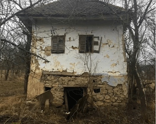  Çok Harika : Bir Adam, Virane Bir Ev Satın Aldı ve Onu Bir Malikane Haline Getirdi