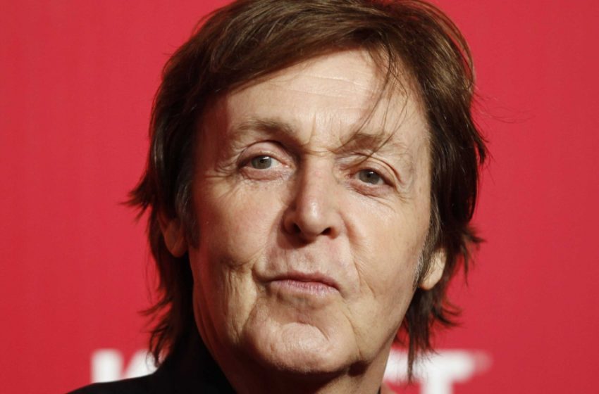  “Hayranları Bile Onu Tanımıyor”: McCartney, Genç Partneriyle Fotoğraflandı!