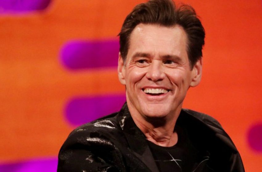  Moșneagul cu o barbă deasă. Un Jim Carrey Îmbătrânit, Nepoate Recunoscut de Fani