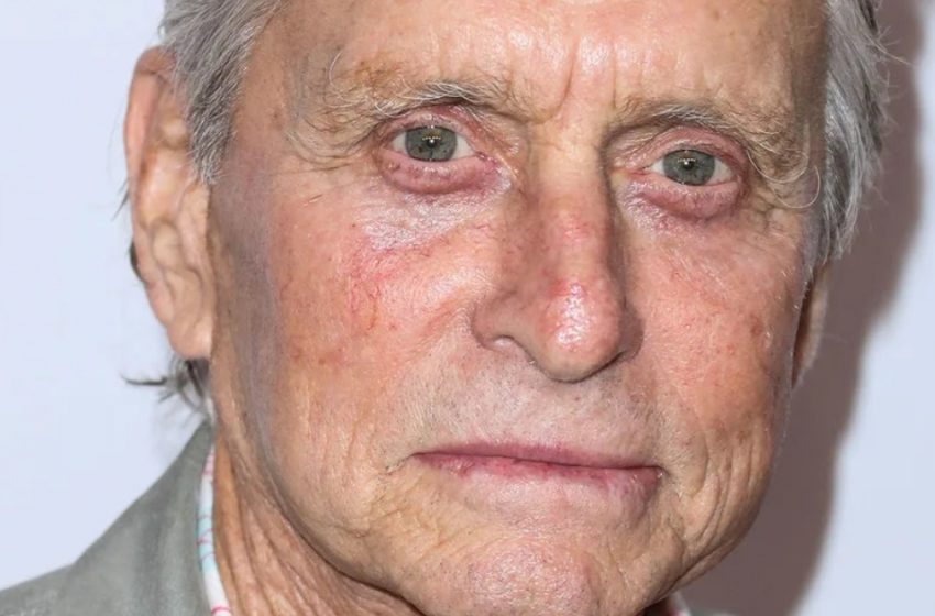  Michael Douglas, în vârstă de 80 de ani, împărtășește o fotografie rară cu fiica sa, frumoasa sa fiică adultă: „Ce frumusețe este!”