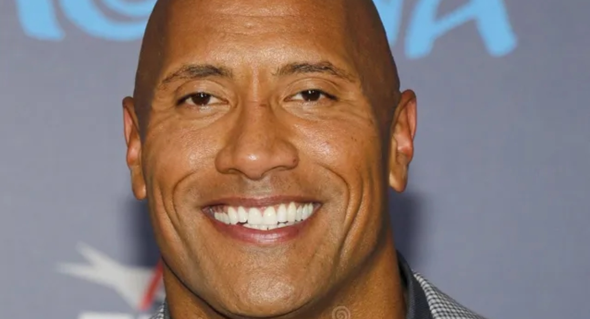 „Fanii sunt uimiți de faptul că fiica lui Dwayne Johnson împlinește 23 de ani: Arată exact ca tatăl ei!”