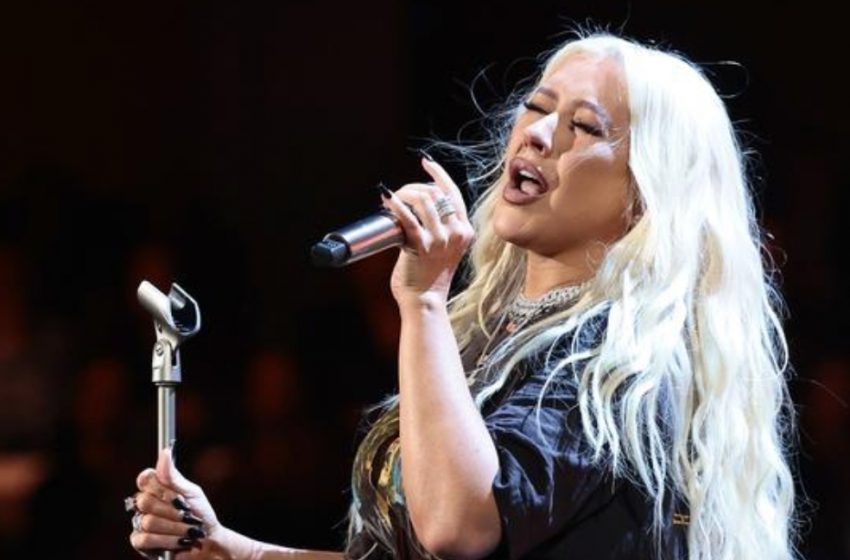  Christina Aguilera šokeeris fänne oma saledama figuuriga 44-aastaselt: tema pildid!