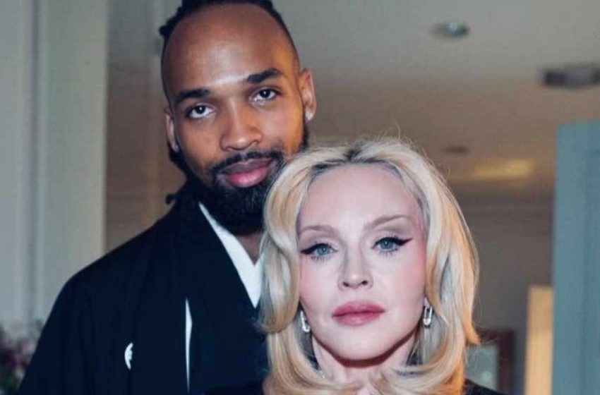  Madonna, 66 de ani, logodită cu un tânăr de 28 de ani: Un detaliu din cele mai recente fotografii îi trădează adevărata vârstă!