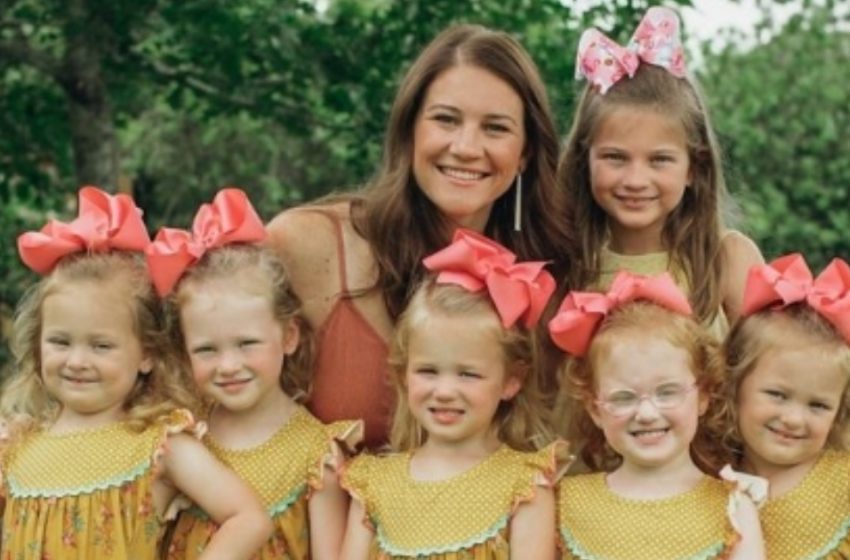  Quintupleții Busby au crescut, iar unul dintre frați arată surprinzător de diferit!: Vezi fotografiile!