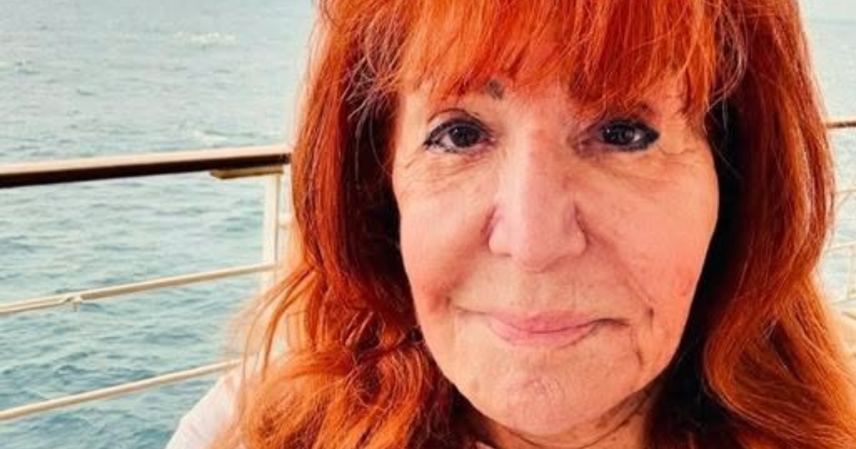 Odată o icoană a talk-show-urilor, acum de nerecunoscut: Poți ghici cine este această legendă din anii ’90?